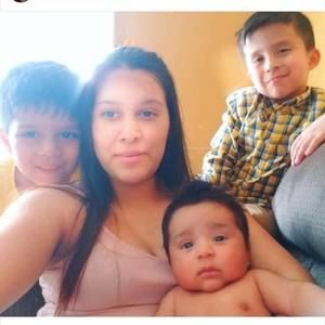 Meet your Posher, Elizabeth